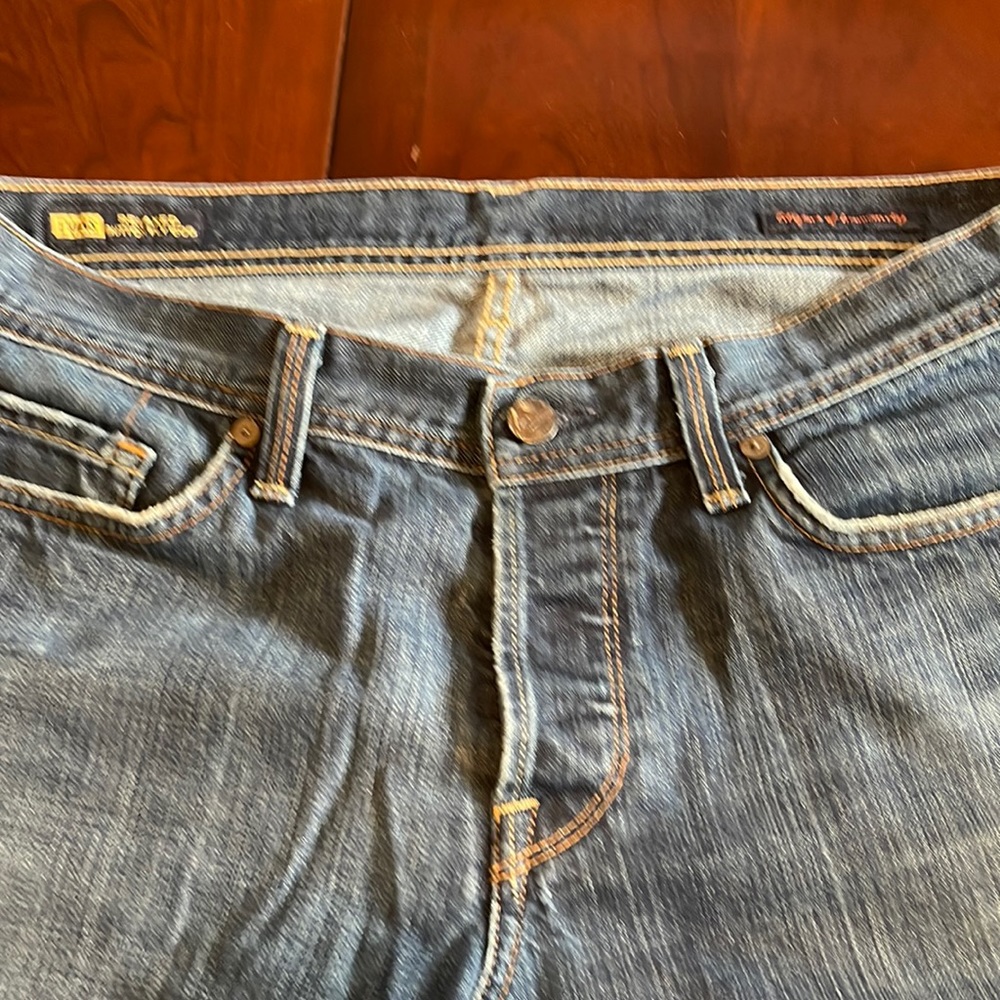 Citizens of Humanity Mens 33x32 Blue Jeans. Relaxed button fly 606.
